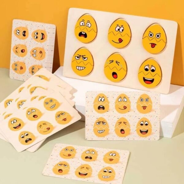EGG EMOJI MATCHING GAME